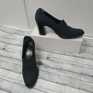 Robert Clergerie Black  Heels SZ 7.5 AA